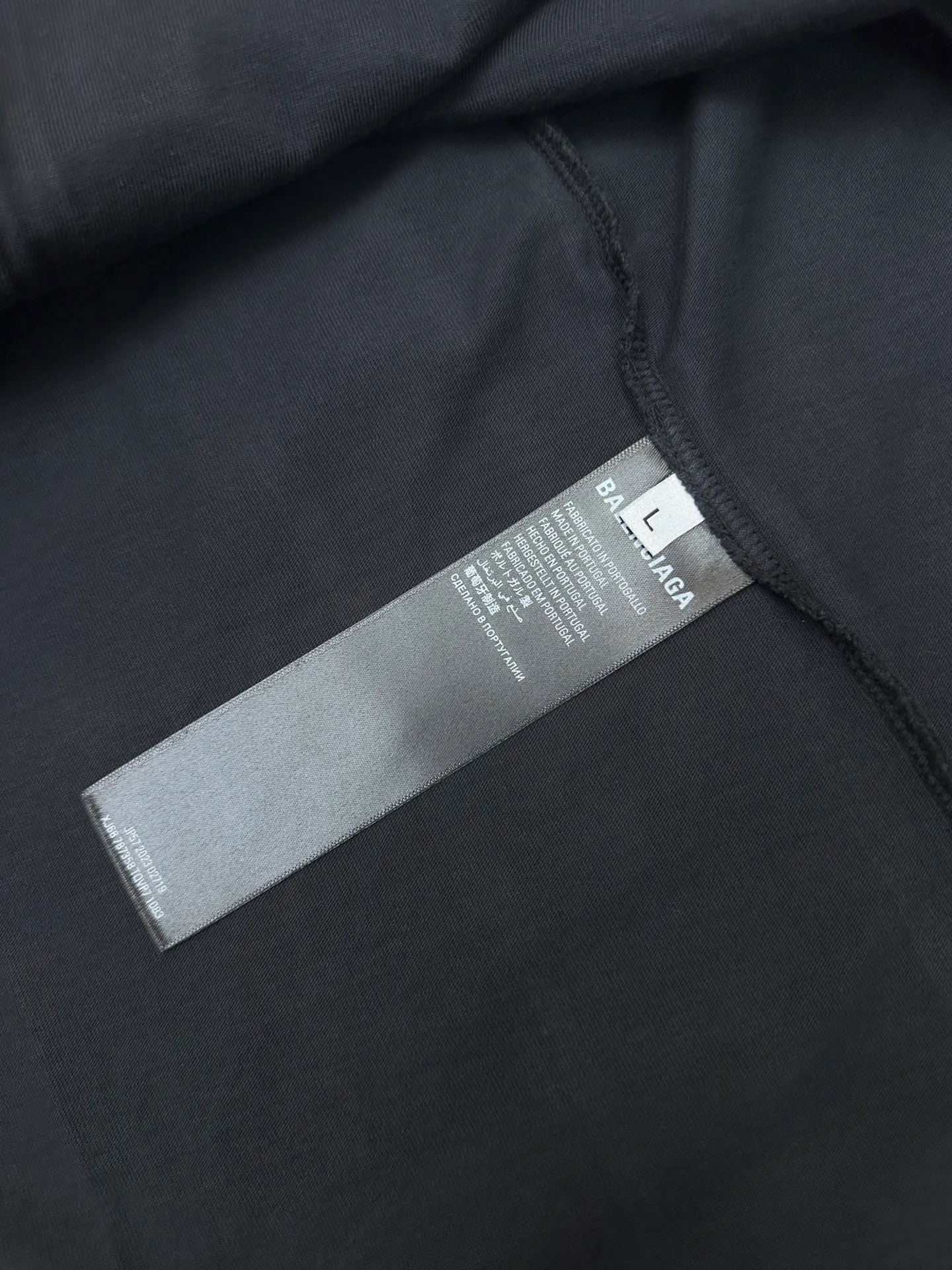 SS 26 Logo T Sizes：S.M.L.XL